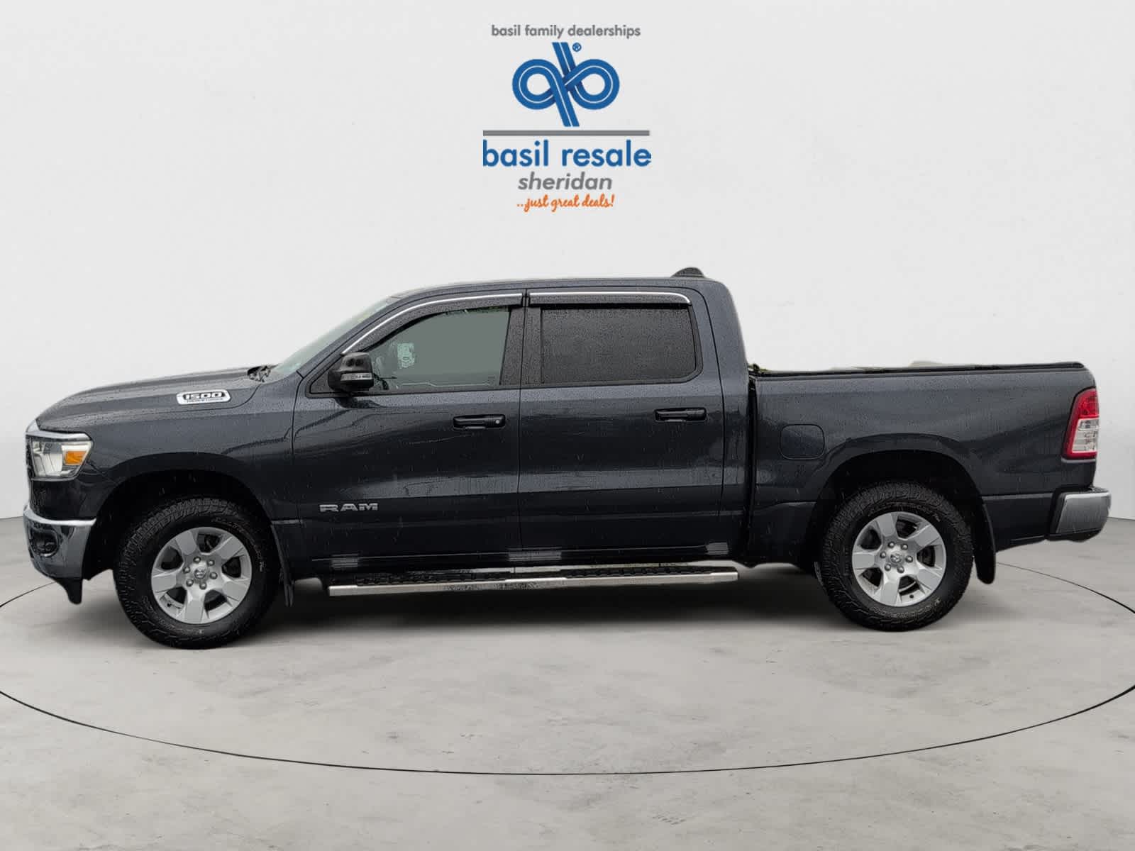 2021 Ram 1500 Big Horn photo 3