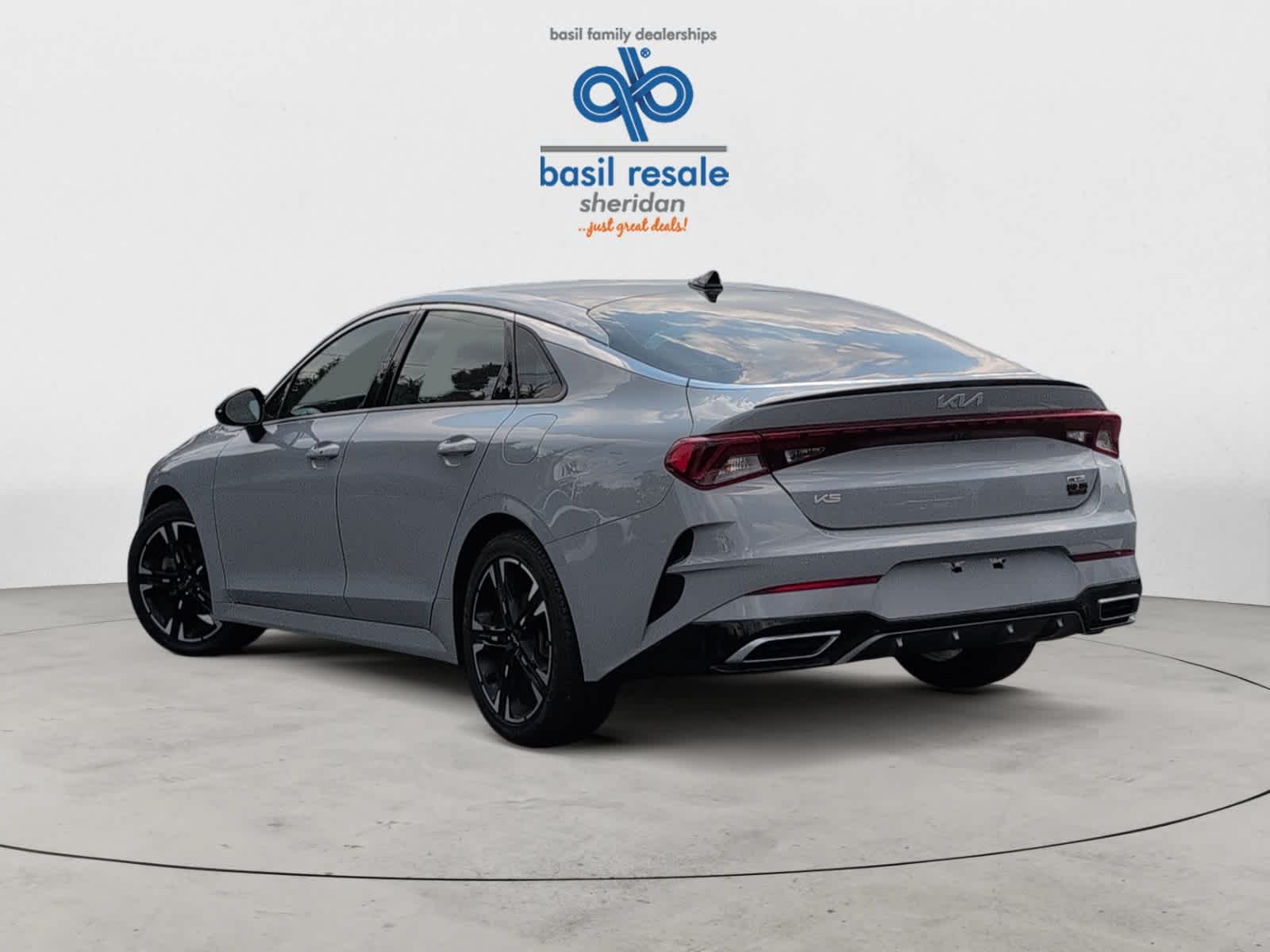 2023 Kia K5 GT-Line photo 2