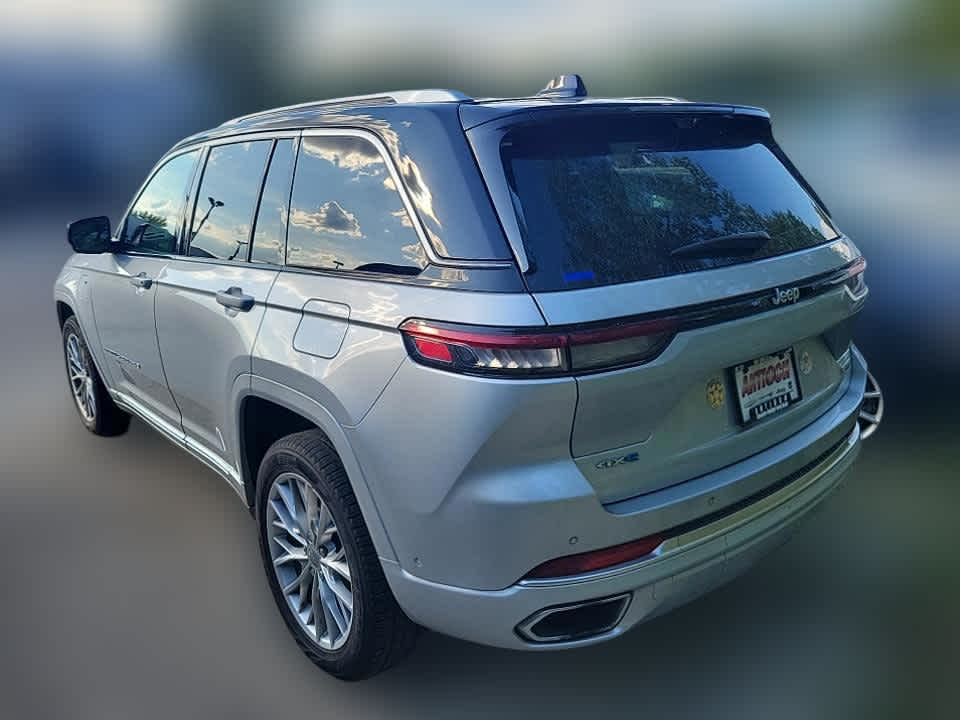 2023 Jeep Cherokee Summit Reserve 4xe photo 2