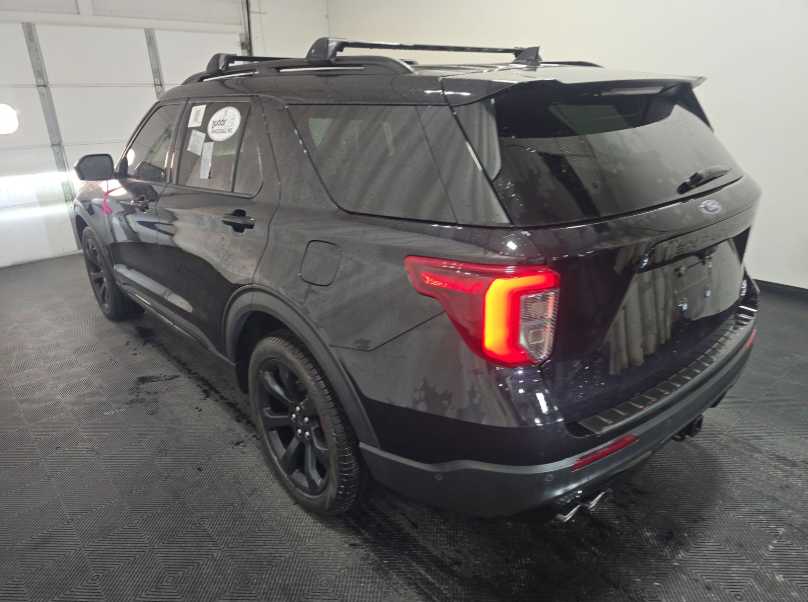 2023 Ford Explorer ST photo 4