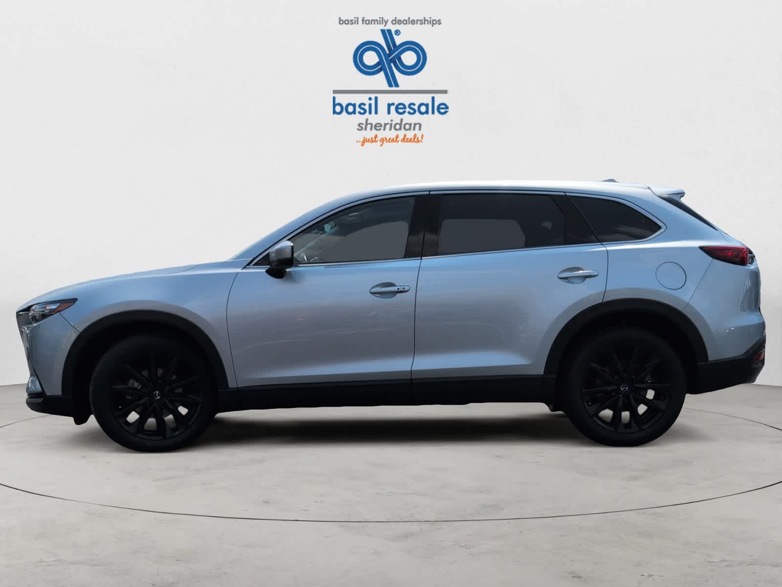 2023 Mazda CX-9 Touring photo 3