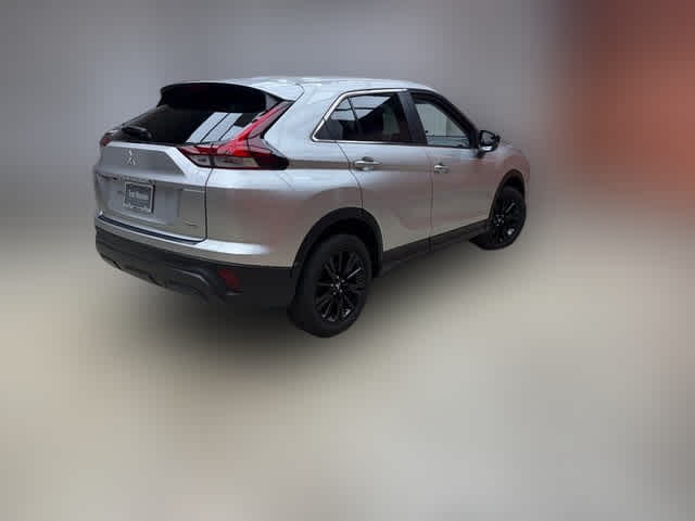 2024 Mitsubishi Eclipse Cross LE photo 2