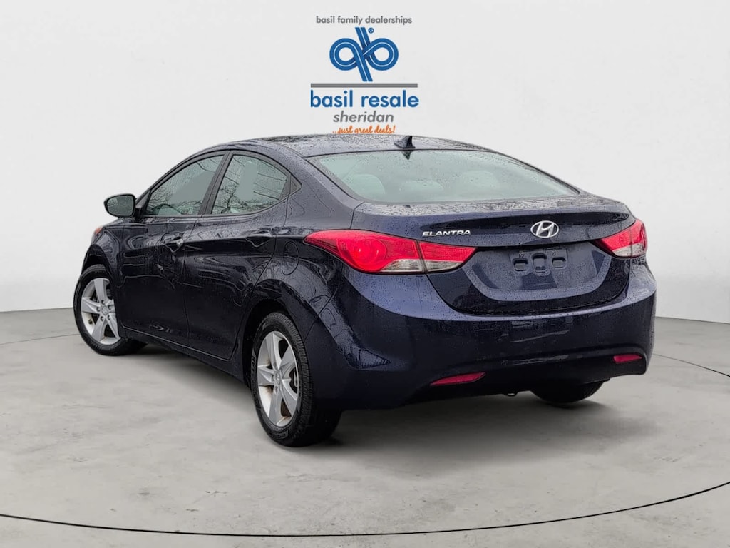 2013 Hyundai Elantra GLS photo 4