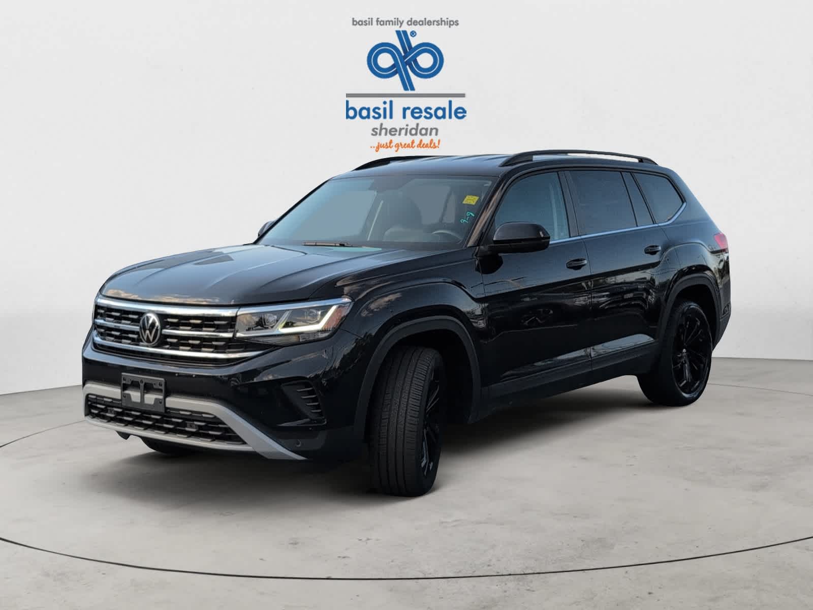 2022 Volkswagen Atlas SE Technology photo 2