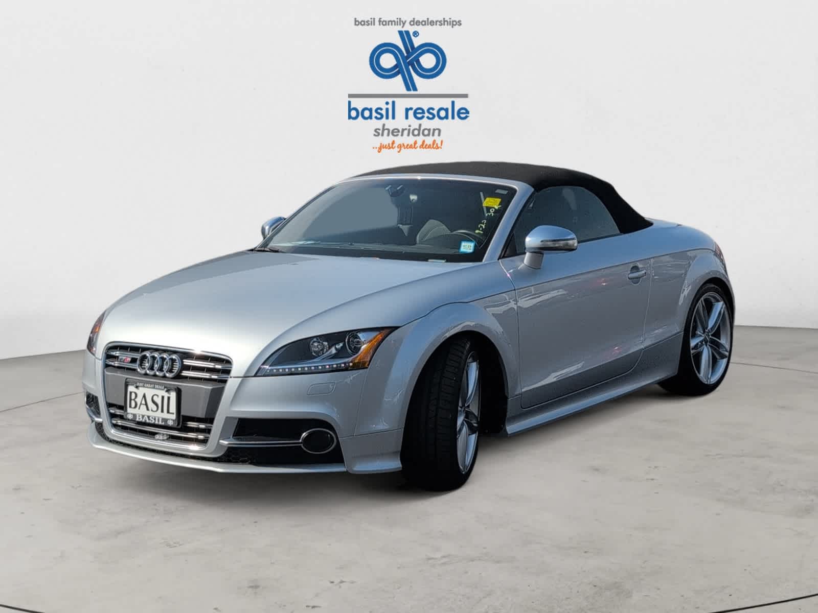 2015 Audi TTS Roadster photo 2