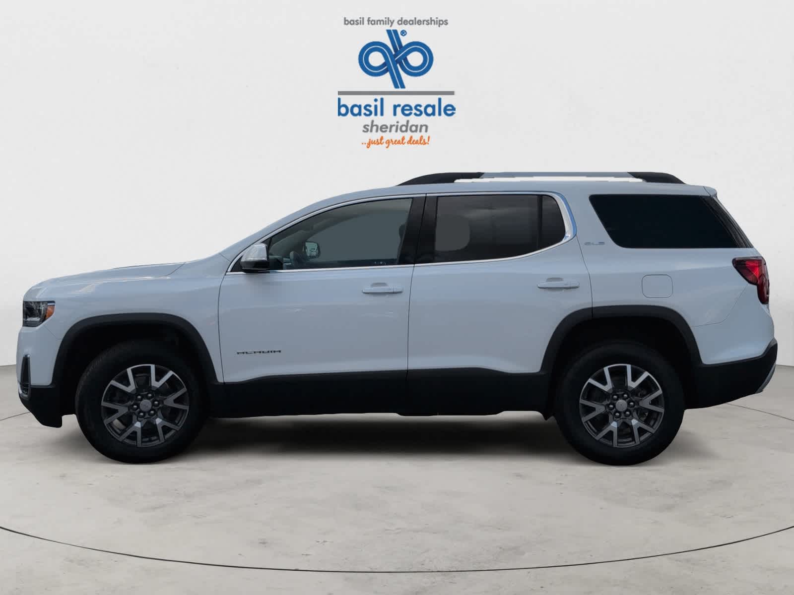 2023 Gmc Acadia SLE photo 3