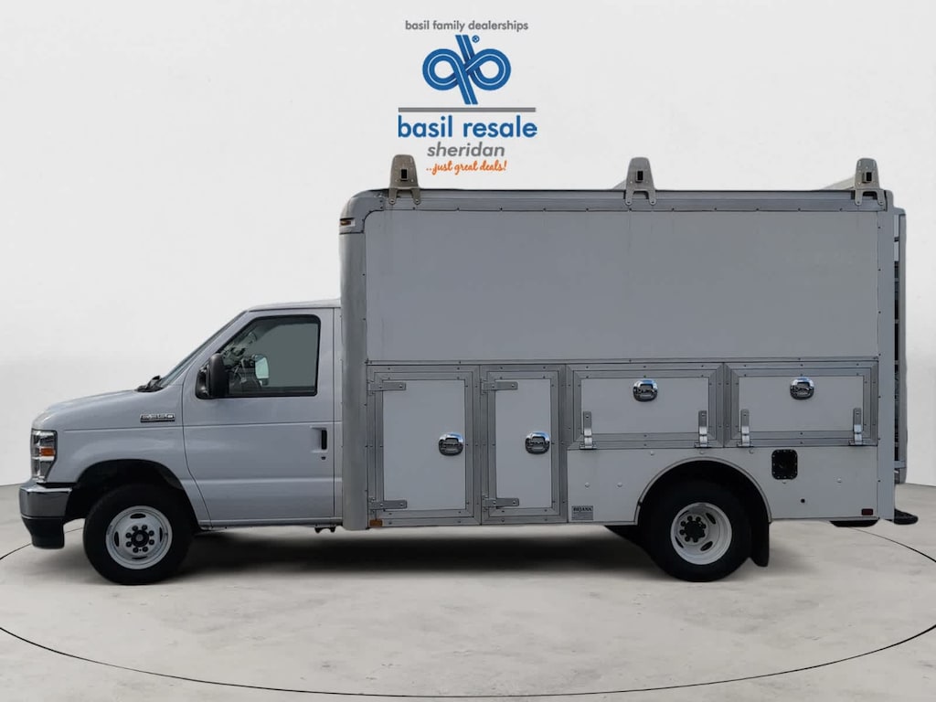 Used 2023 Ford E-Series Cutaway