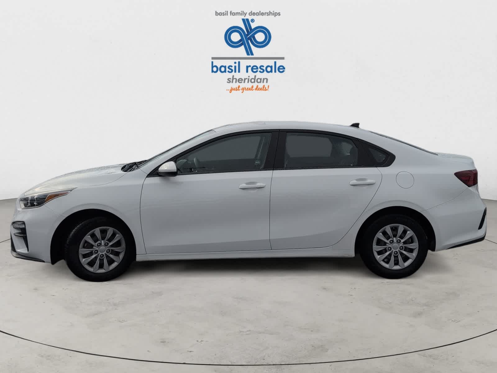 2021 Kia Forte FE photo 3