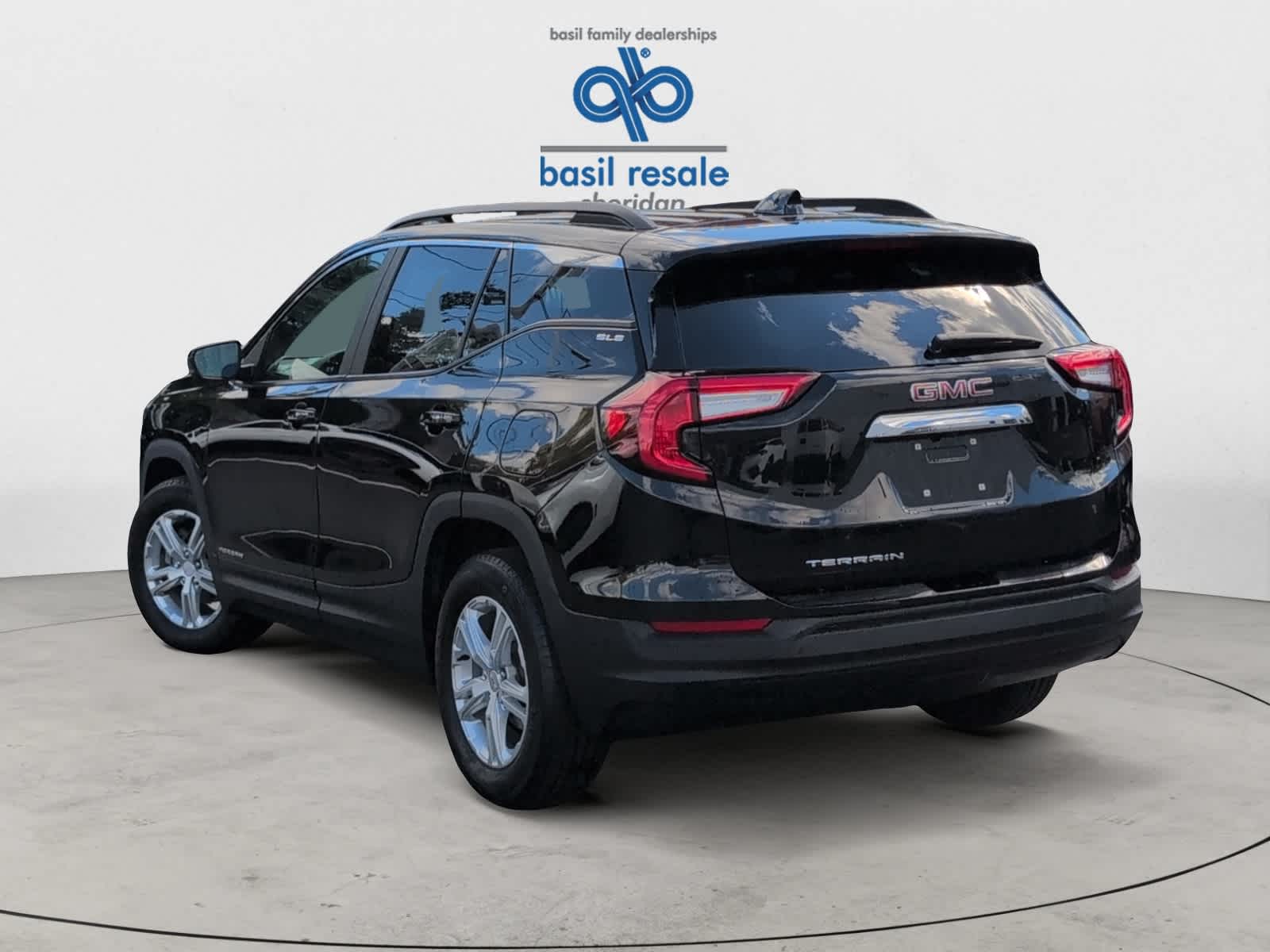 2023 Gmc Terrain SLE photo 2