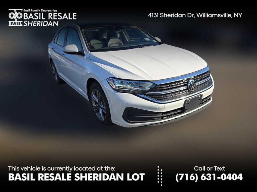 Used 2024 Volkswagen Jetta SE Auto