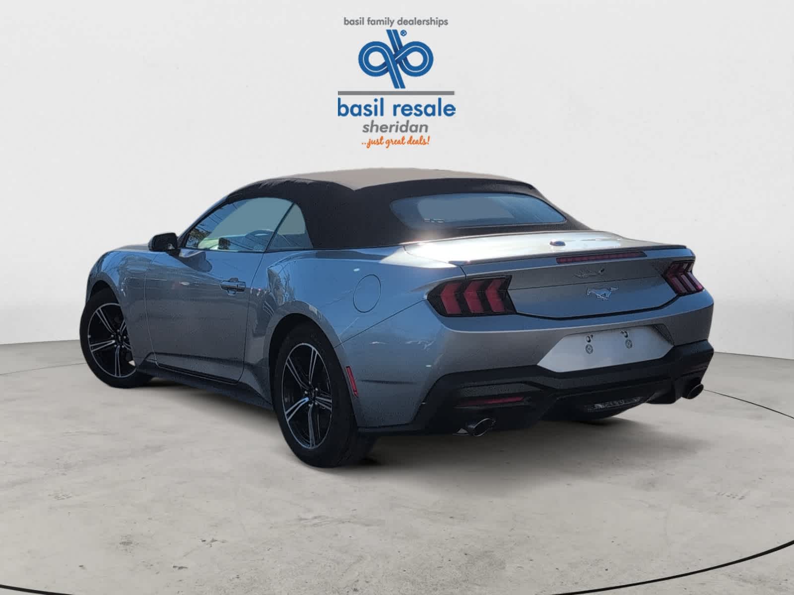 2025 Ford Mustang EcoBoost Premium Convertible photo 4