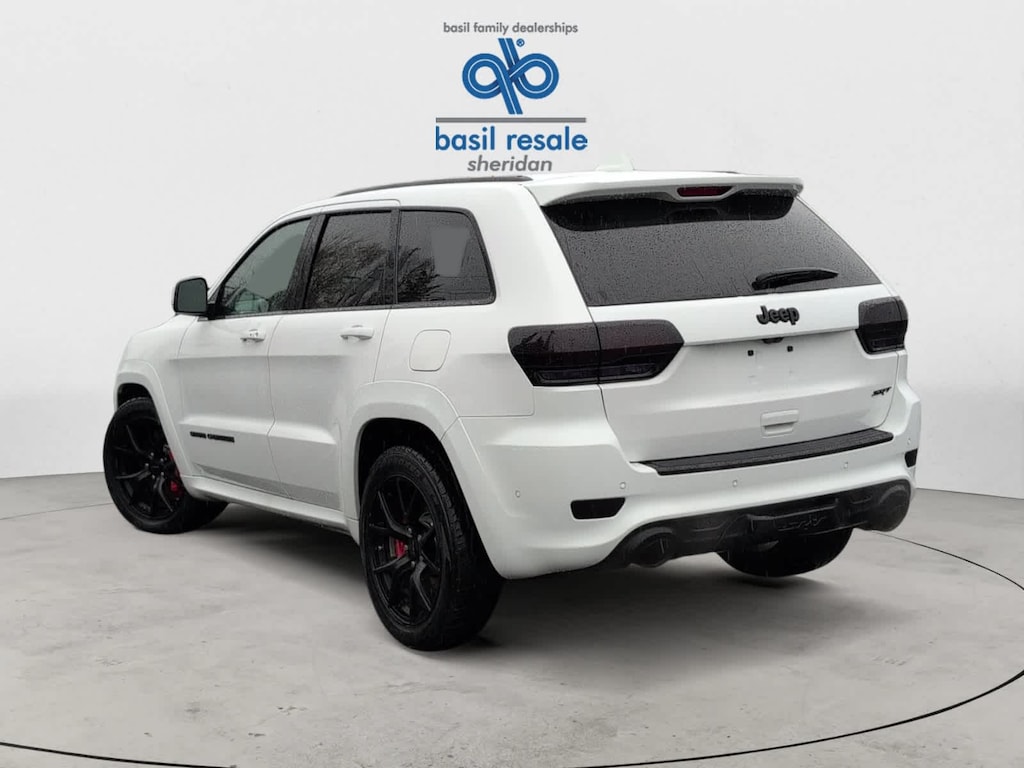 2020 Jeep Grand Cherokee SRT8 photo 4
