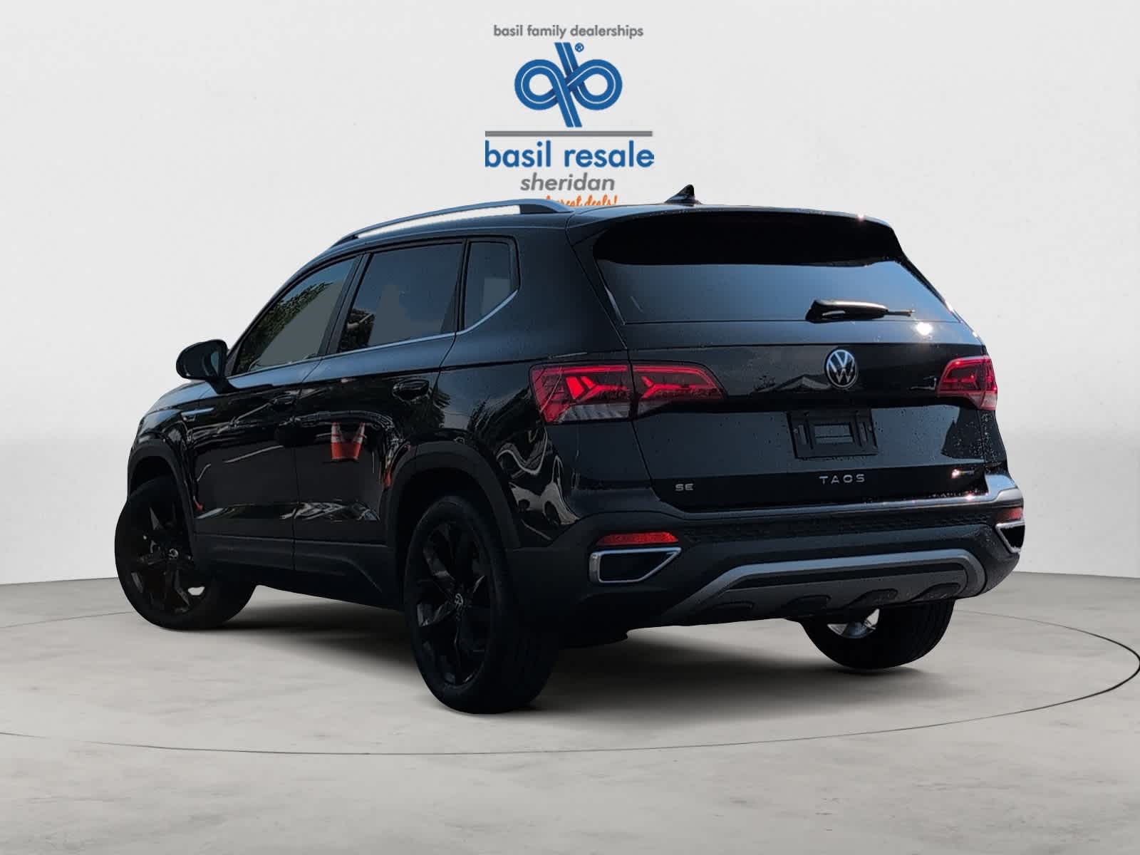 2022 Volkswagen Taos SE photo 4