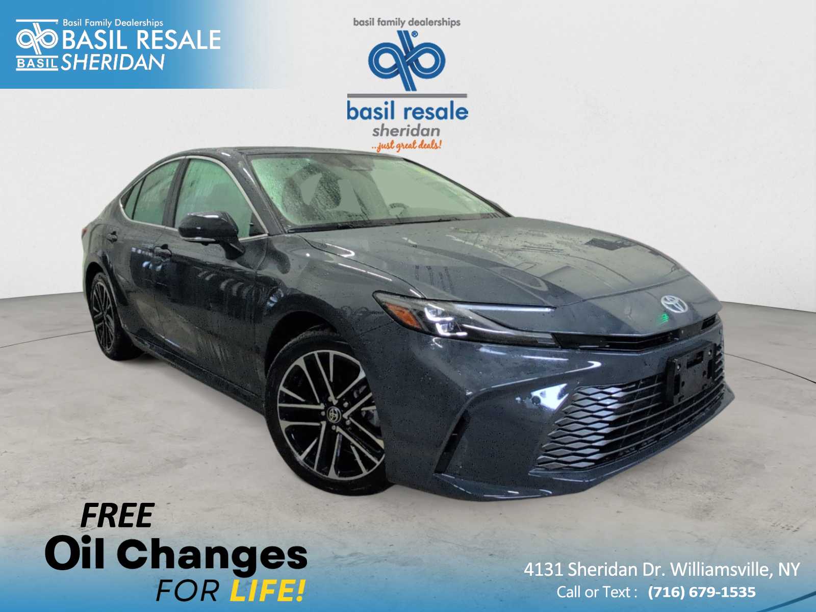 2025 Toyota Camry XLE's photo