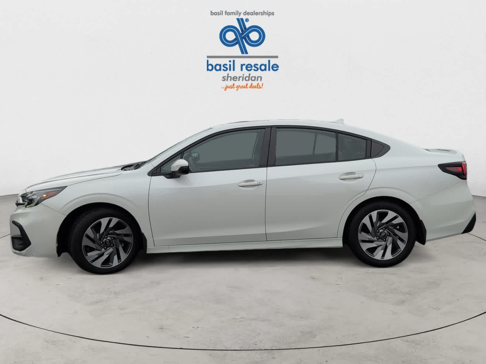 2023 Subaru Legacy Limited photo 2