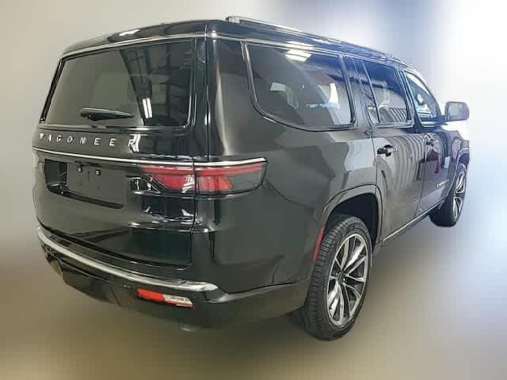 Used 2025 Jeep Wagoneer Series III 4x4