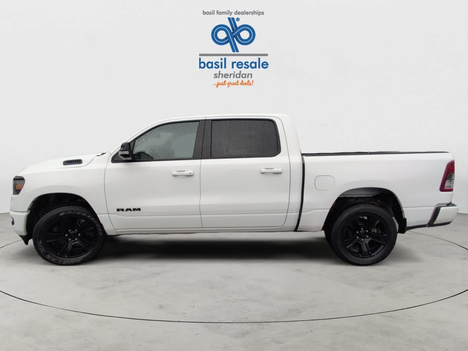 2022 Ram 1500 Big Horn photo 3