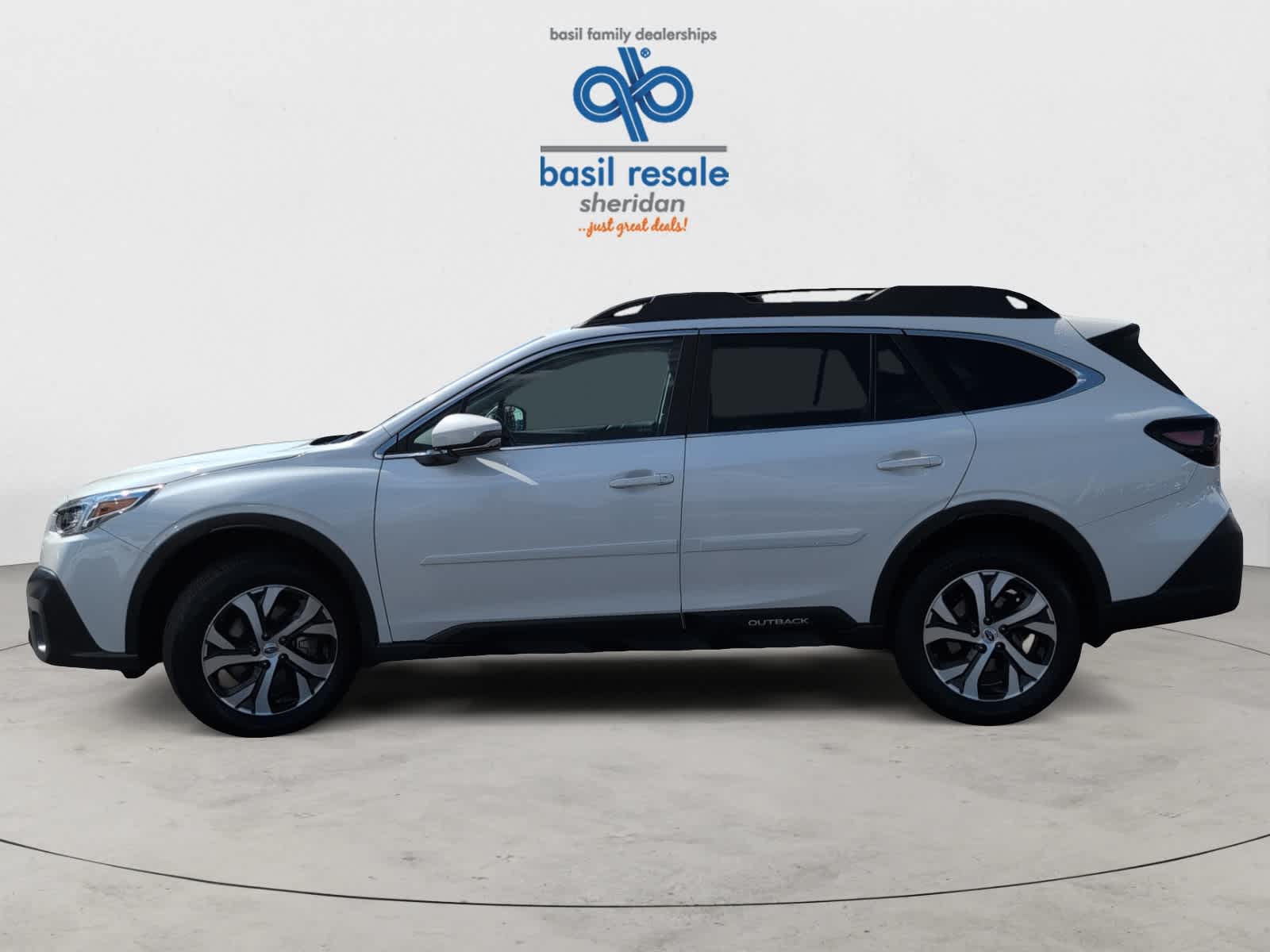 2022 Subaru Outback Limited photo 3