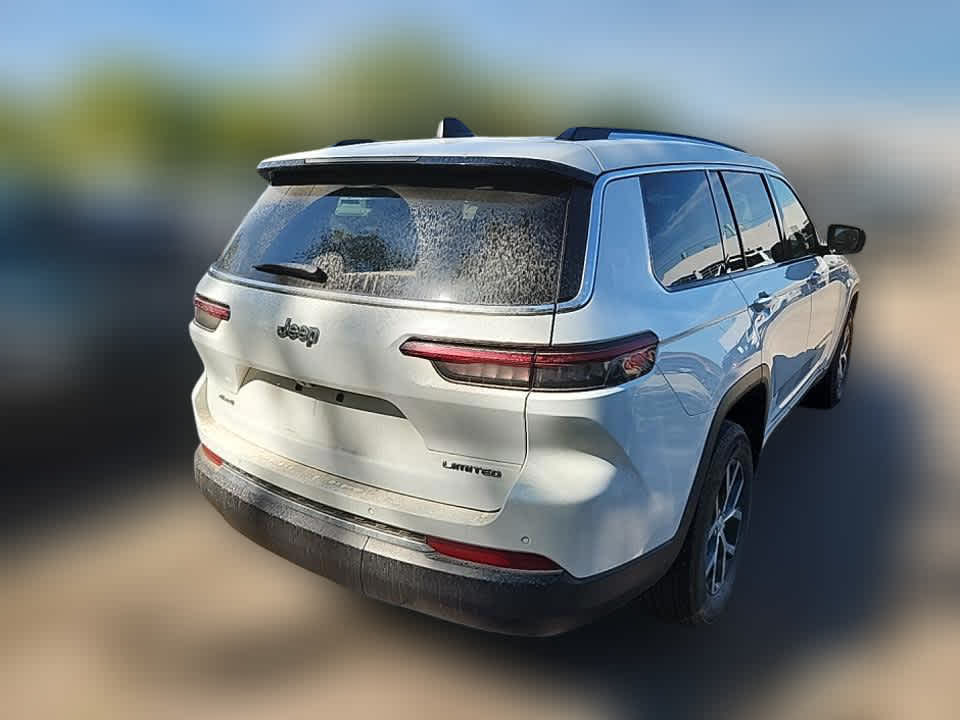 2023 Jeep Grand Cherokee Limited photo 2