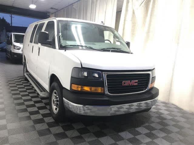 2023 Gmc Savana 2500 Cargo photo 2