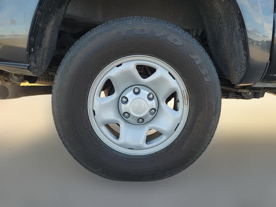 2023 Toyota Tacoma SR Double Cab V6 photo 4