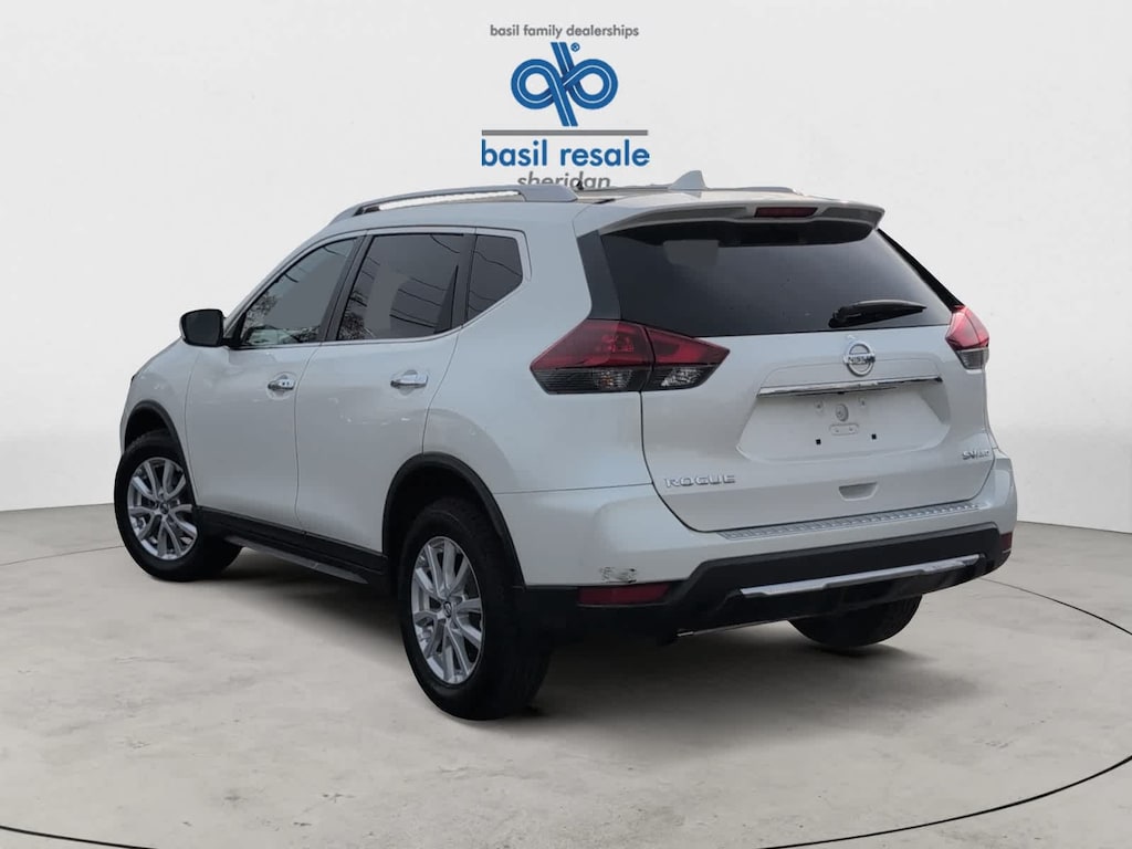 Used 2018 Nissan Rogue SV AWD
