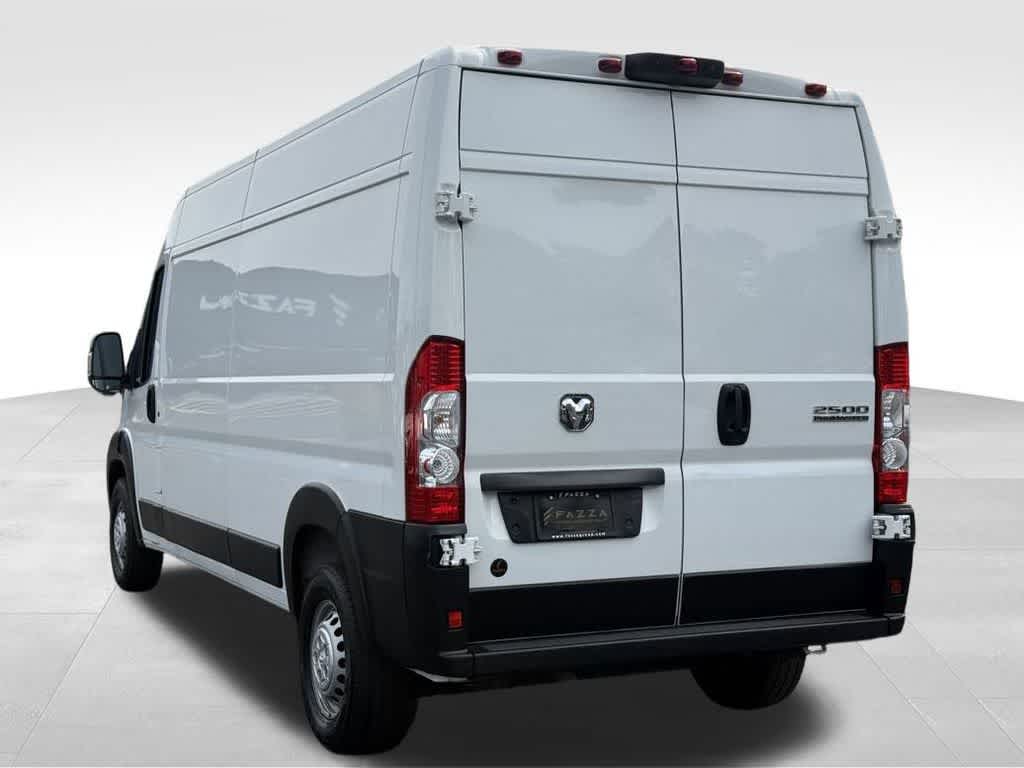 2023 Ram ProMaster 2500 photo 3