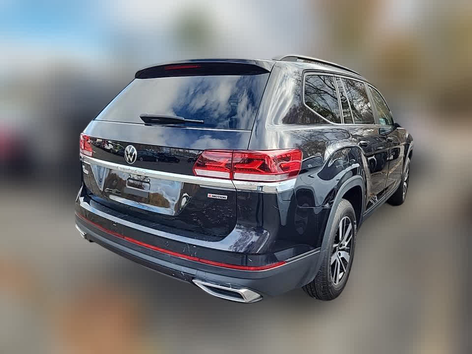 2022 Volkswagen Atlas SE photo 2