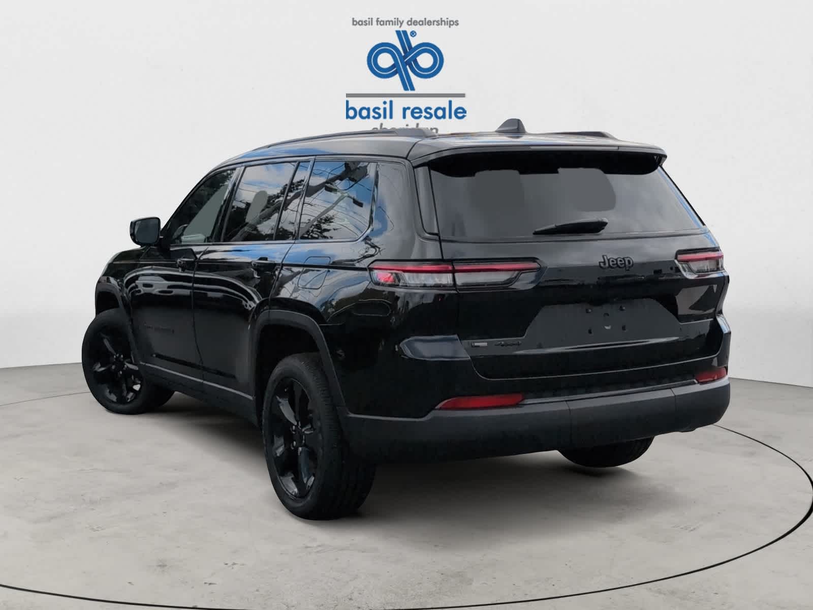 2023 Jeep Grand Cherokee Altitude photo 4