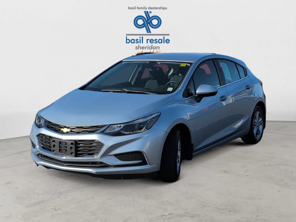 Used 2017 Chevrolet Cruze LT HB