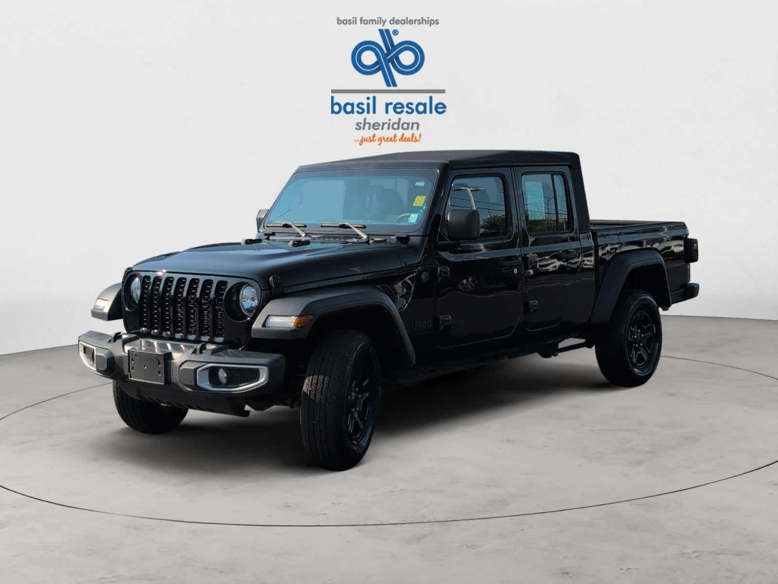 2023 Jeep Gladiator Sport photo 2