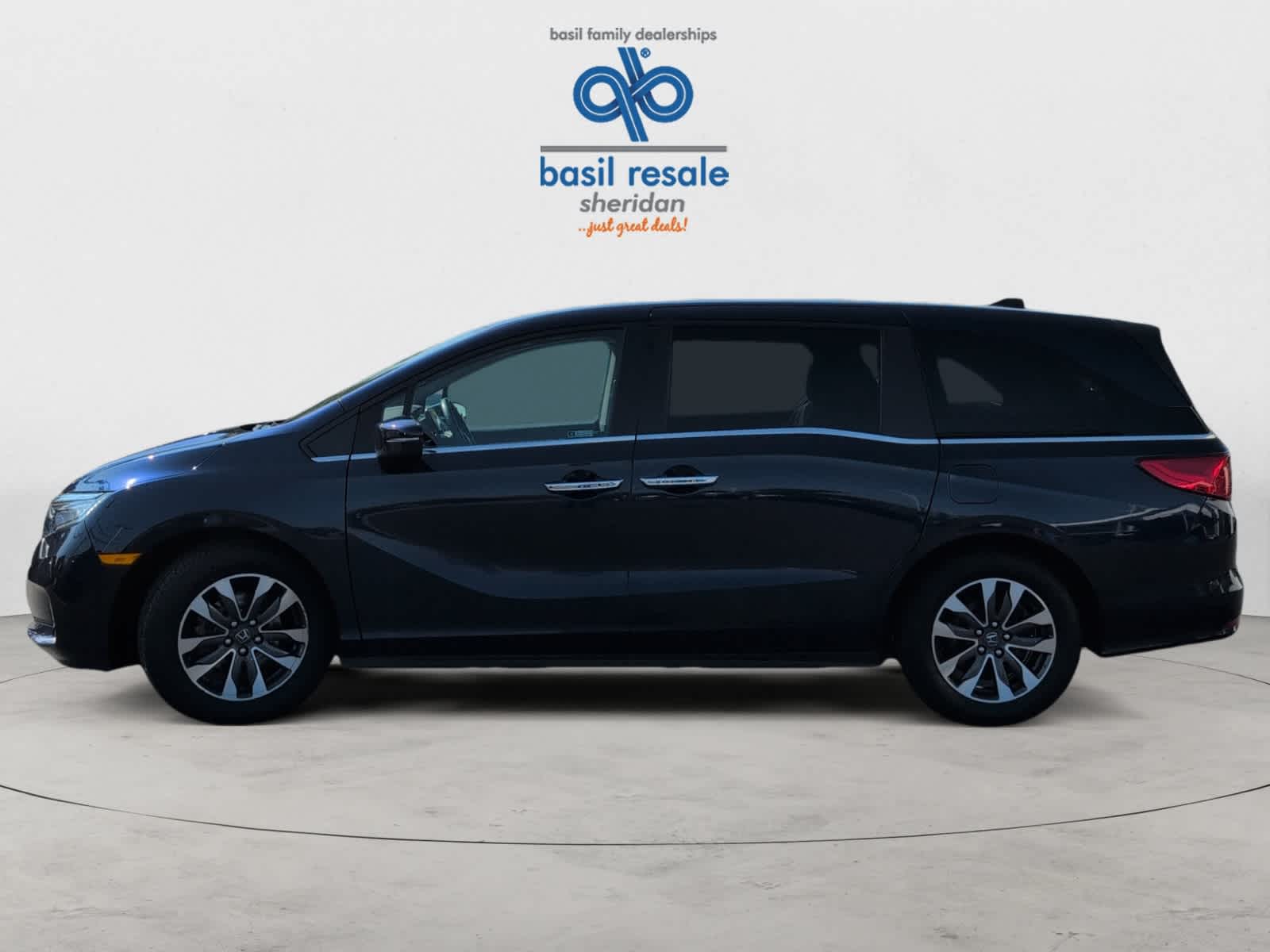 2022 Honda Odyssey EX-L photo 2