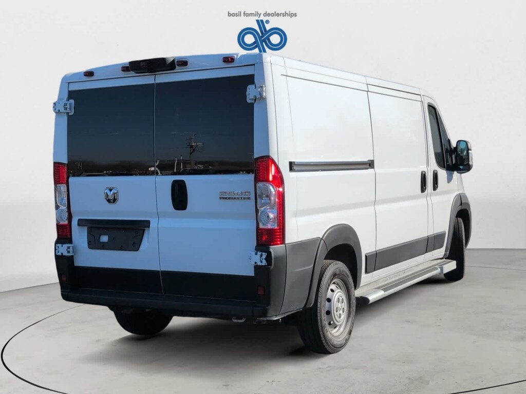 2023 Ram ProMaster 2500 photo 3