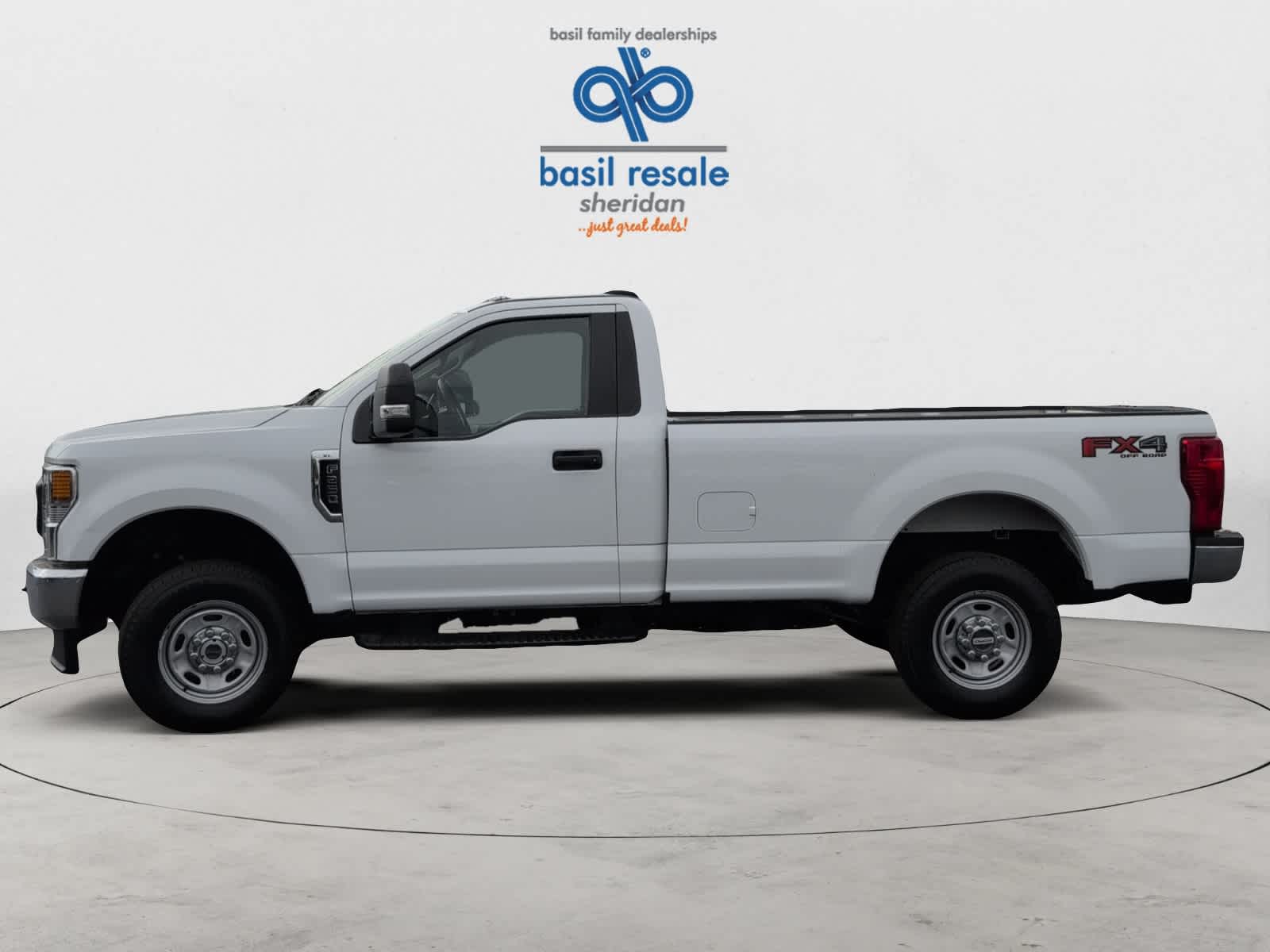 2022 Ford F-250 XL photo 3