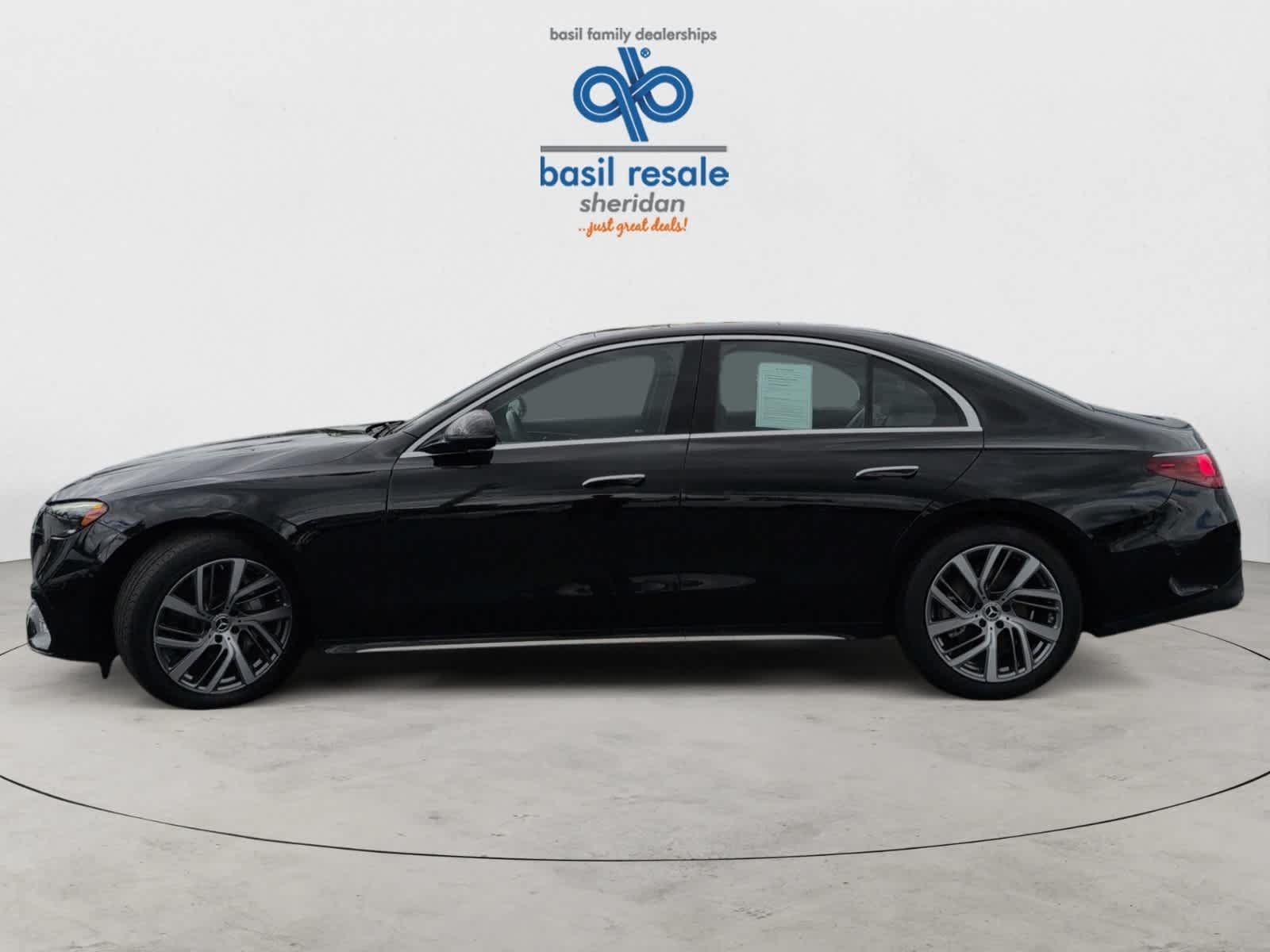 2025 Mercedes Benz E 350 4MATIC Sedan photo 3