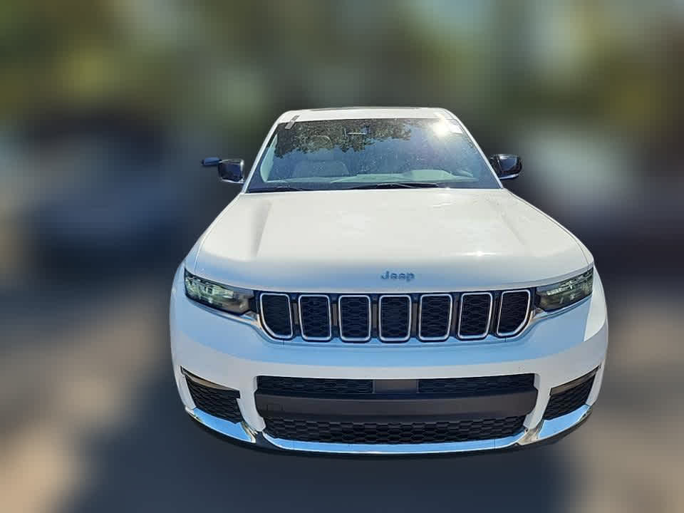 2023 Jeep Grand Cherokee Limited photo 4