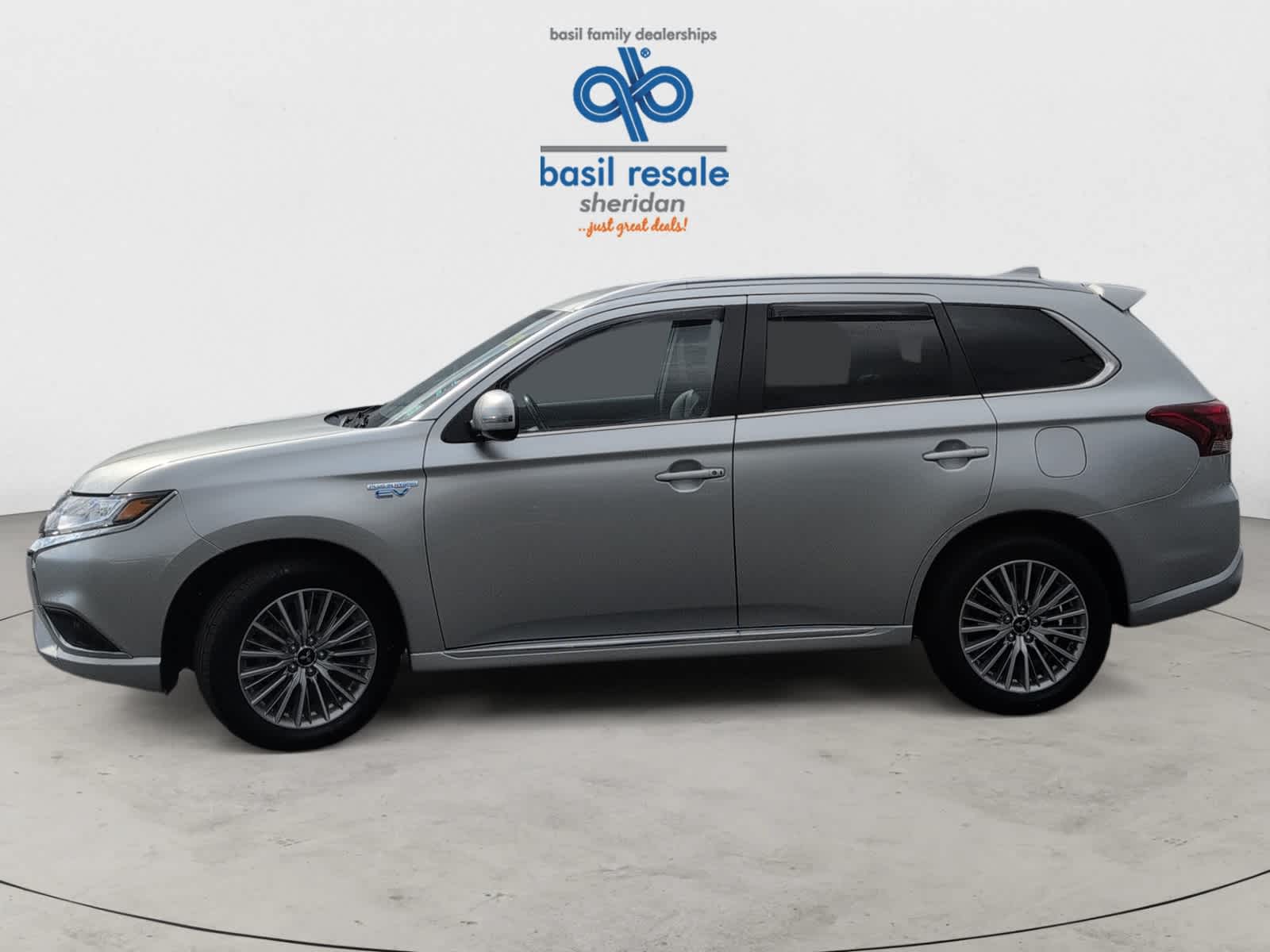 2022 Mitsubishi Outlander SEL S-AWC photo 3
