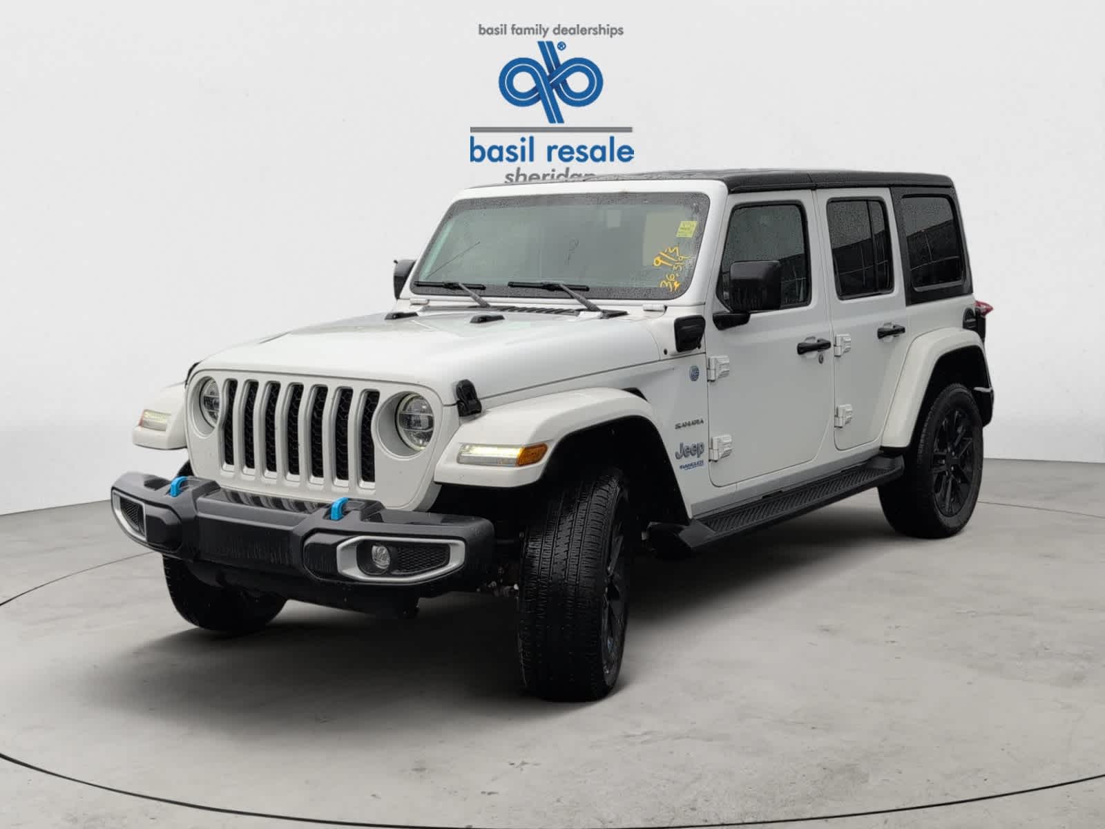 2022 Jeep Wrangler 4xe Unlimited Sahara photo 2
