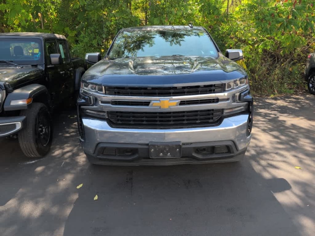 Used 2019 Chevrolet Silverado 1500 LT 4WD Double Cab 147 4WD Double Cab 147