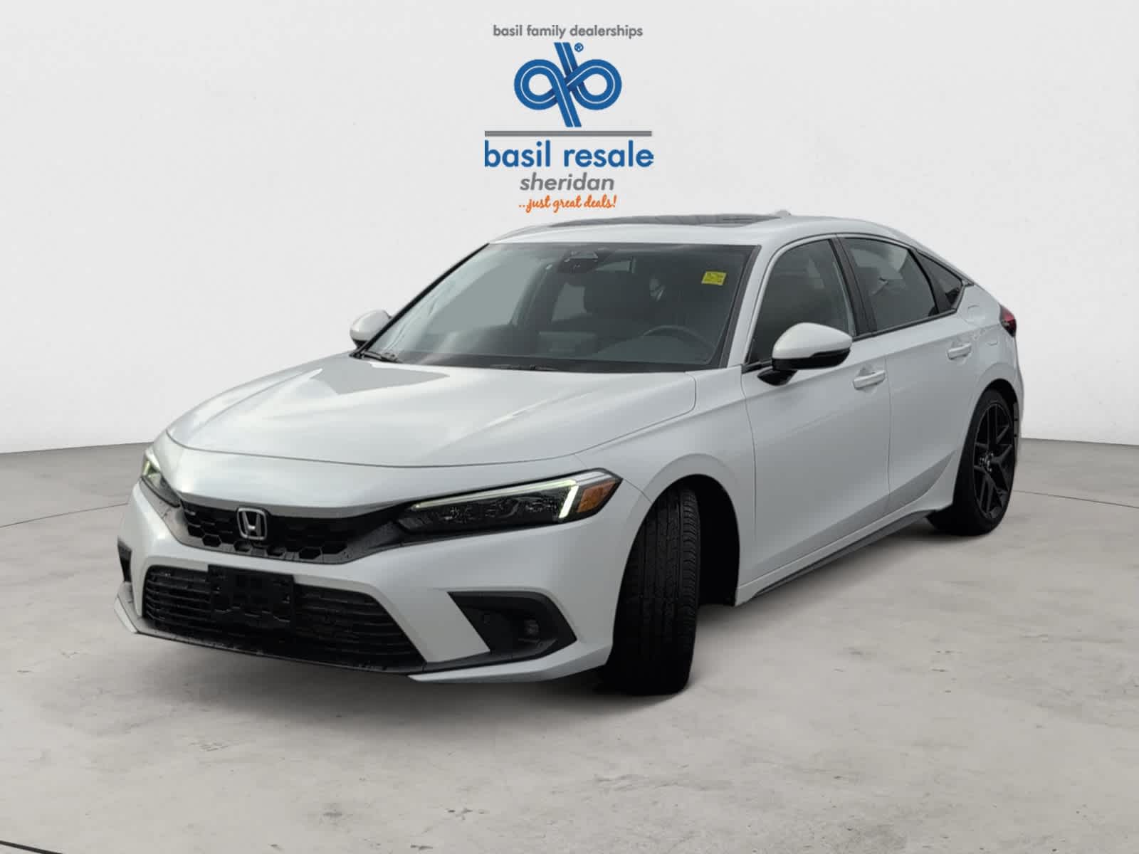 2023 Honda Civic Hatchback Sport Touring photo 2