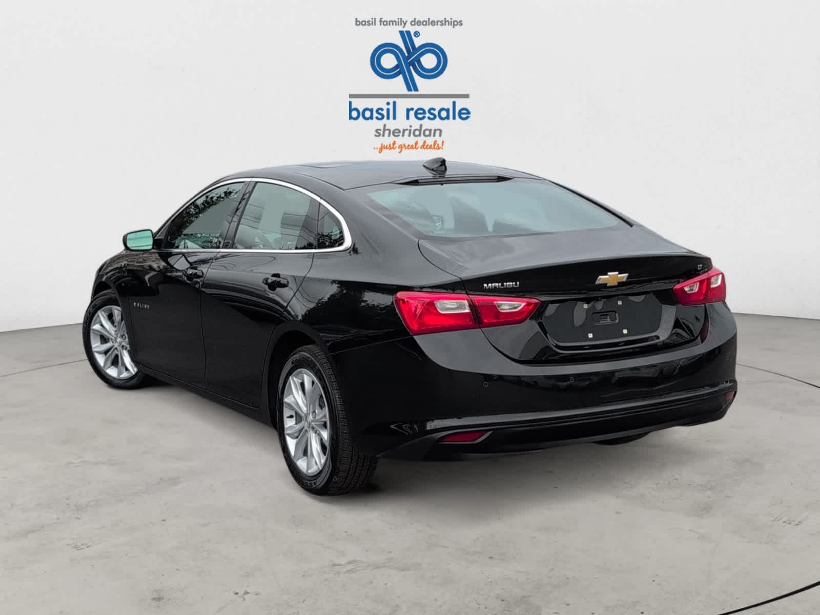 2024 Chevrolet Malibu 1LT photo 4