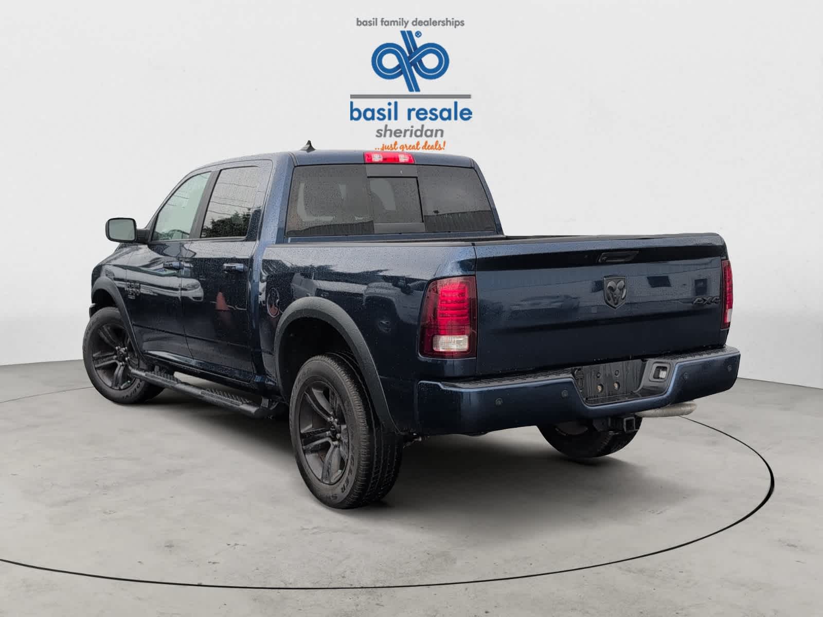2022 Ram 1500 Classic Warlock photo 4