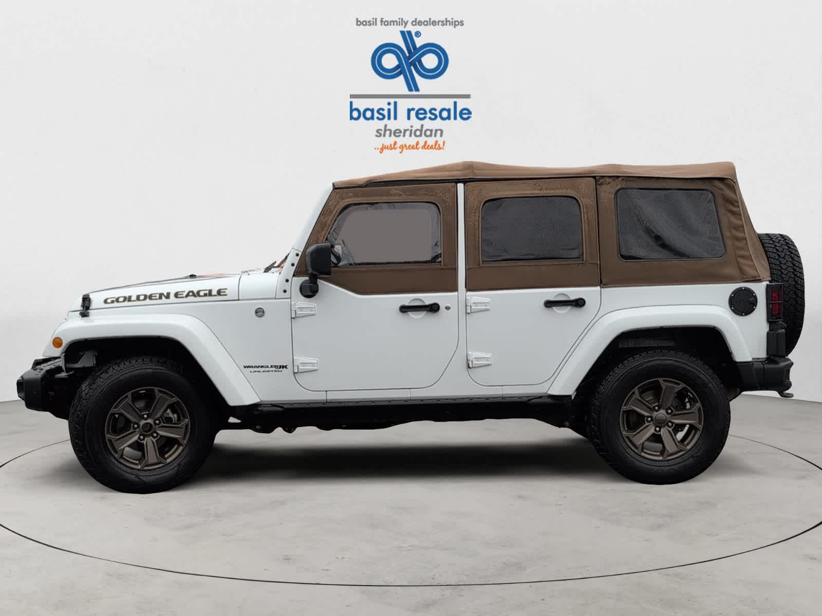 2018 Jeep Wrangler Unlimited Golden Eagle photo 3