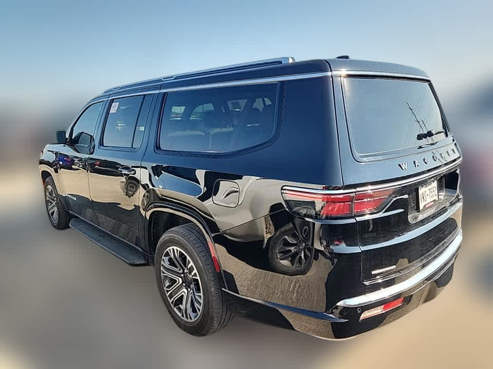 2023 Jeep Wagoneer L photo 2