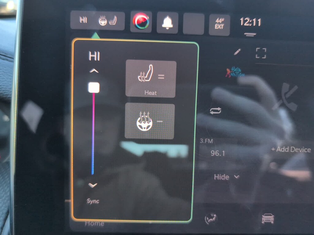 2023 Jeep Compass Altitude photo 2