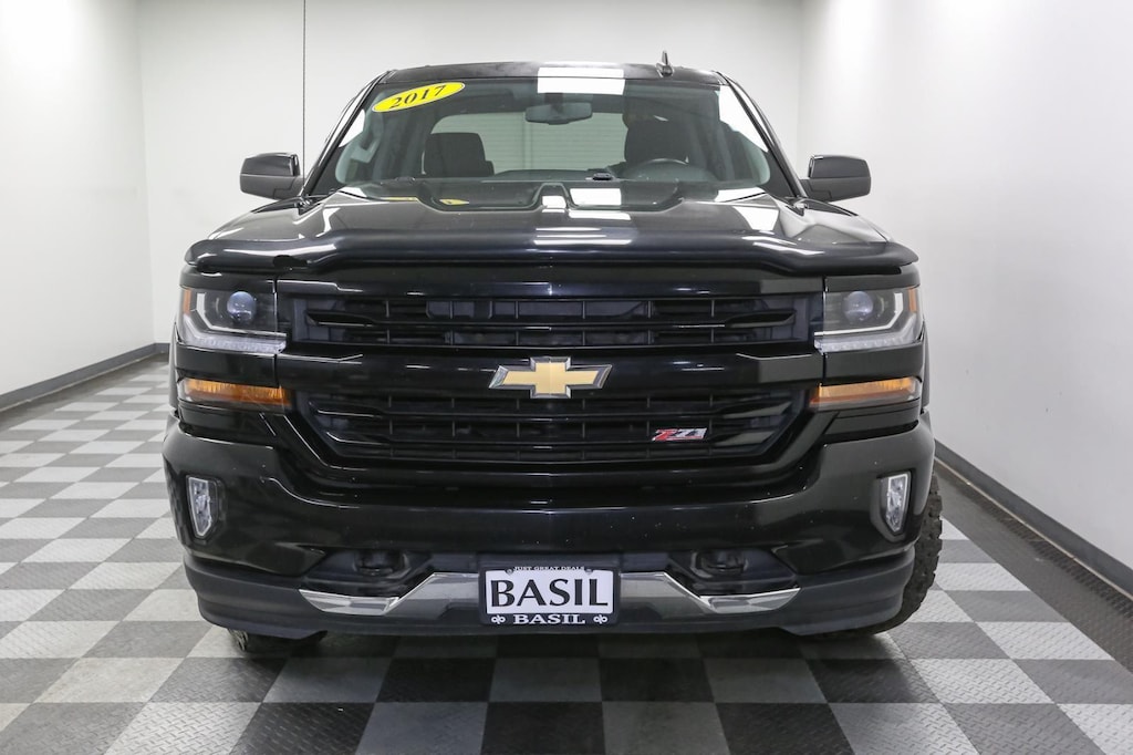 Used 2017 Chevrolet Silverado 1500 LT Truck