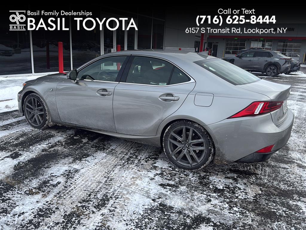 2015 Lexus IS 250's photo