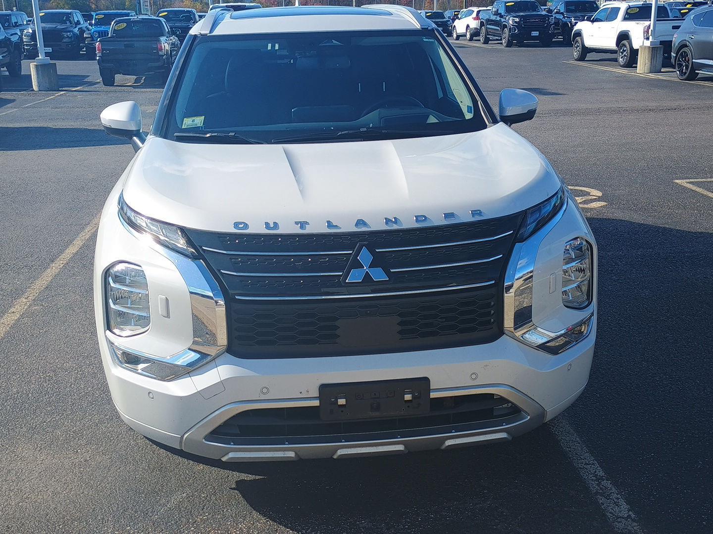 2024 Mitsubishi Outlander PHEV SEL photo 2