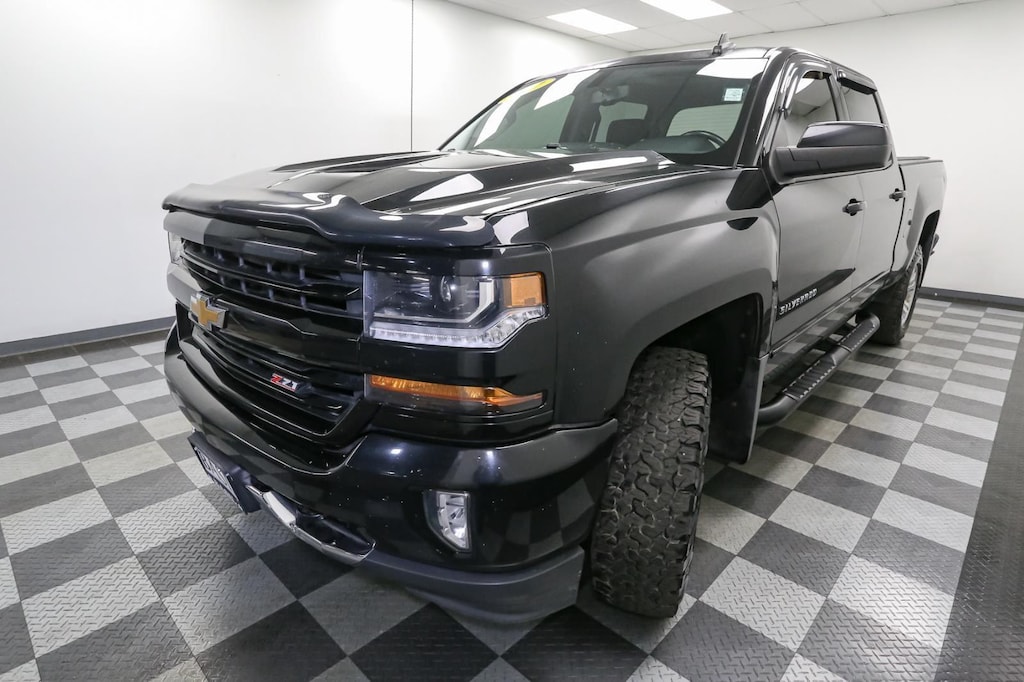 Used 2017 Chevrolet Silverado 1500 LT Truck