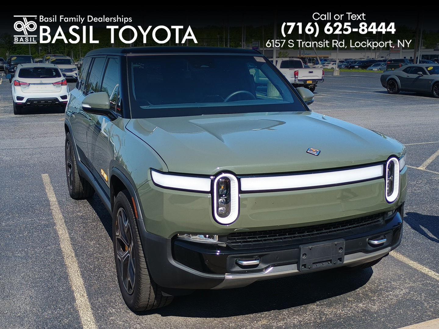 2023 Rivian R1S Adventure Quad-Motor Large Pack's photo